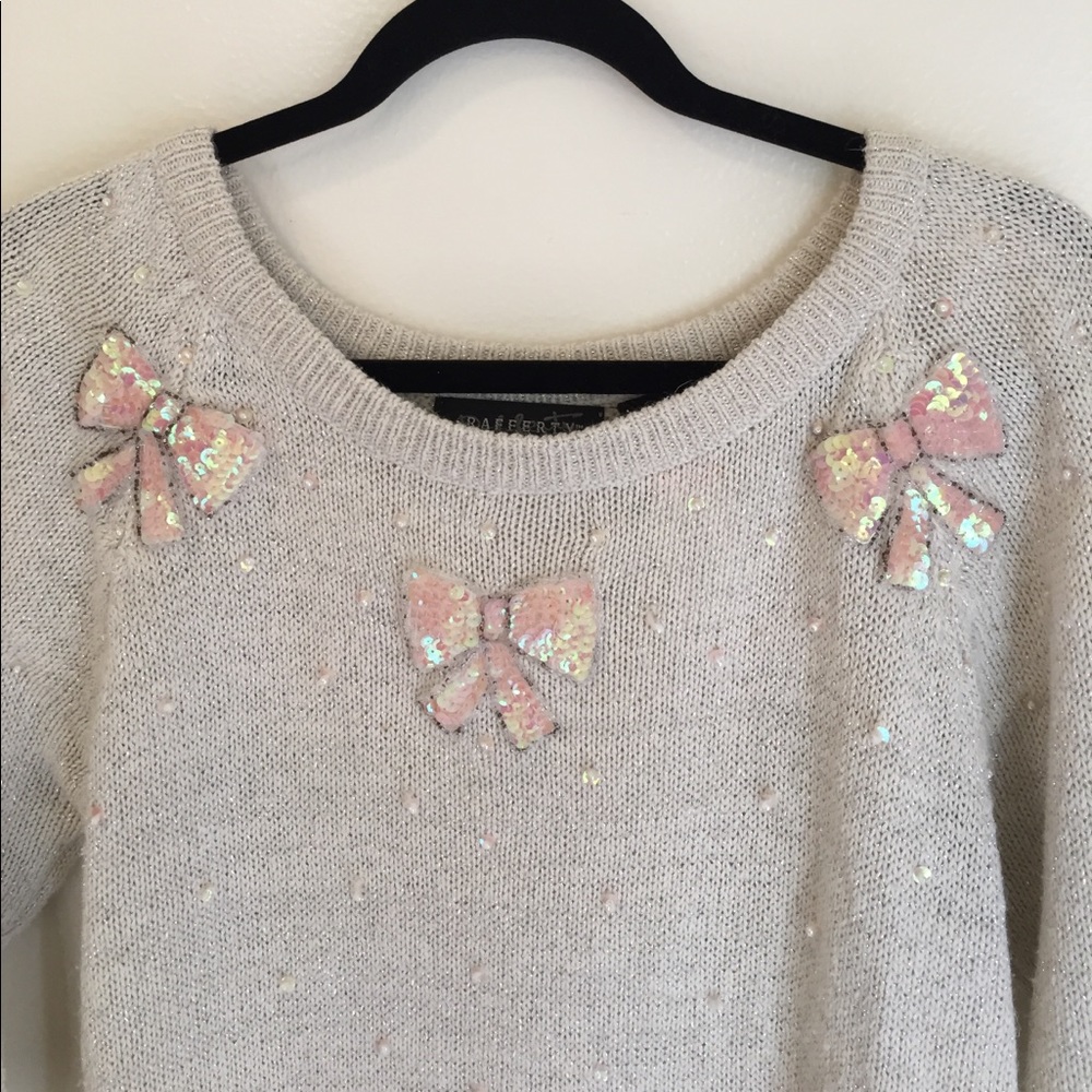 🎉HP🎉🎀Silk & Mohair Sequin Bow Sweater🎀