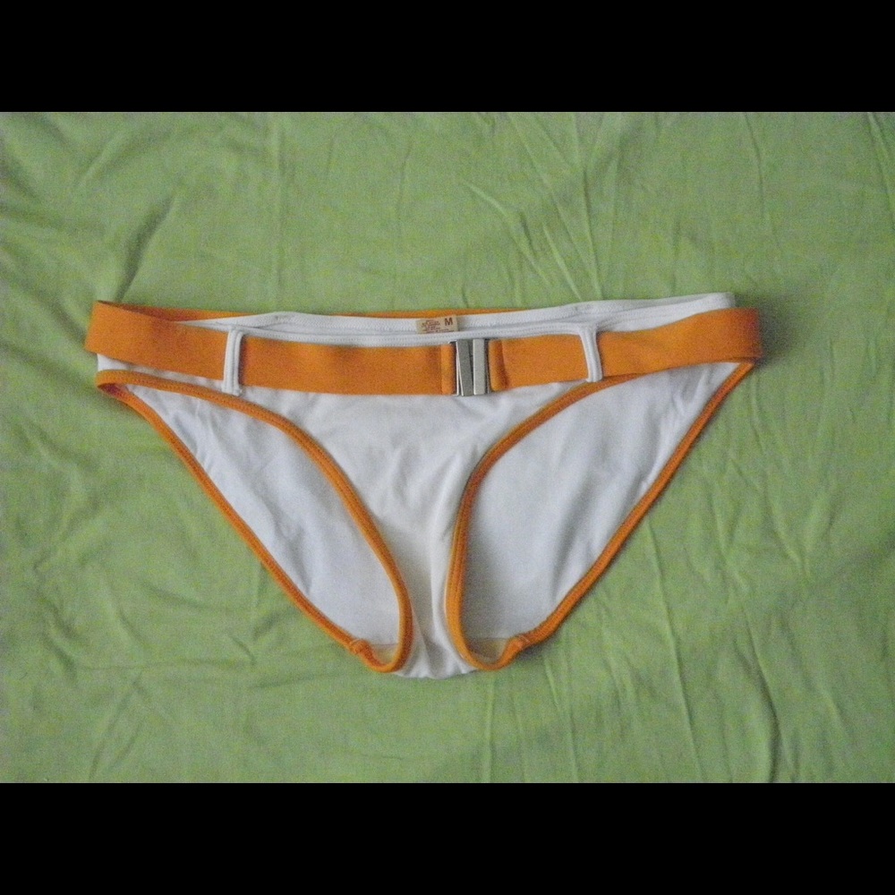 Hollister Bikini Bottoms - GUC