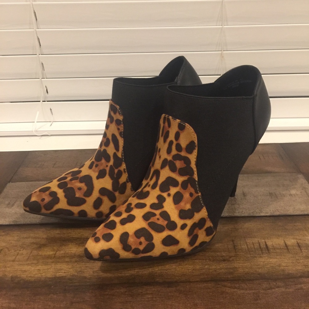 New Cheetah Print Ankle Boot size 8 1/2
