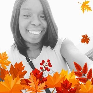 Meet your Posher, Quinitia