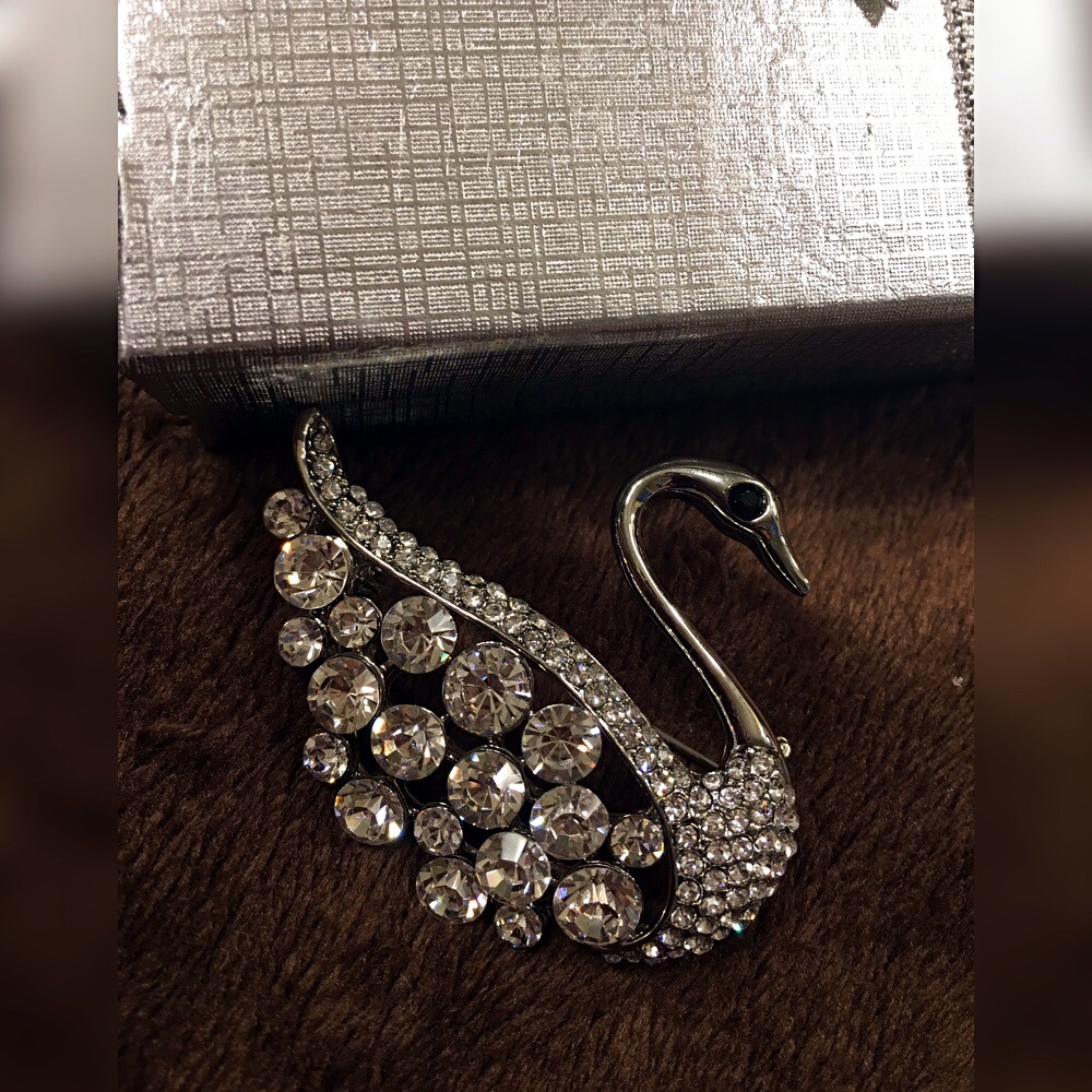 Brooch