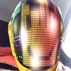 Meet your Posher, Cy