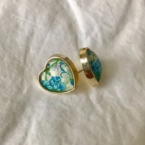 Heart shaped floral earrings!