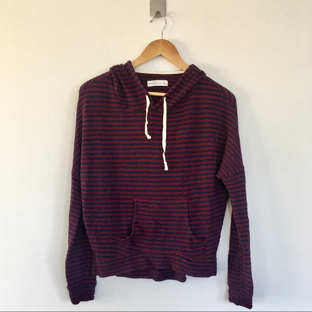 A&F Navy burgundy striped knit hoodie sweater