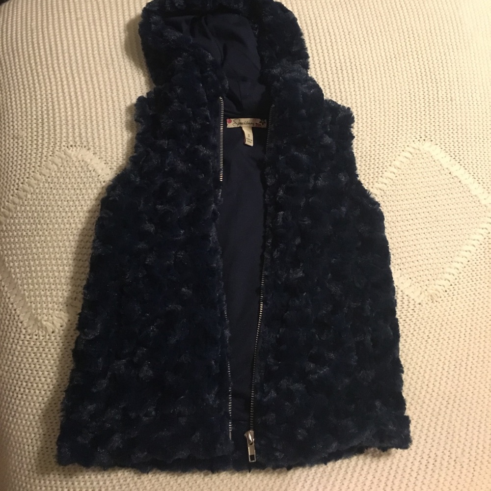 Speechless navy faux fur vest