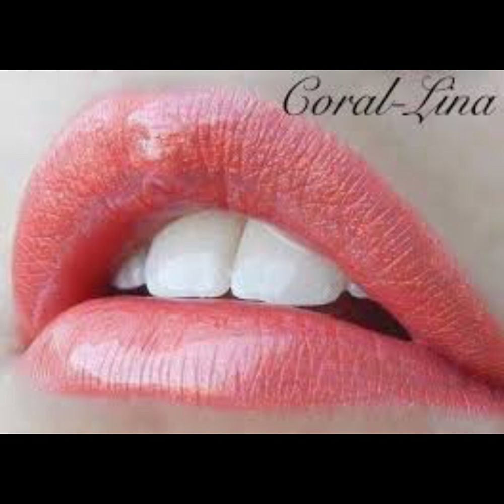 Coral-Lina LipSense