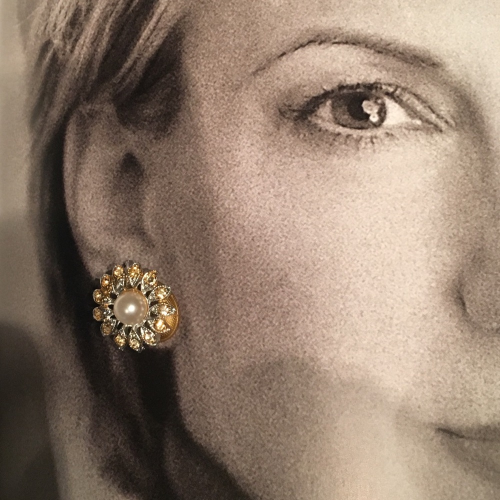 Vintage clip earrings rhinestone
