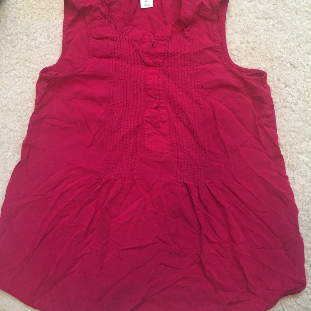 Old navy sleeveless top