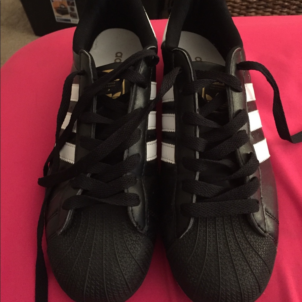 Black Adidas Superstars