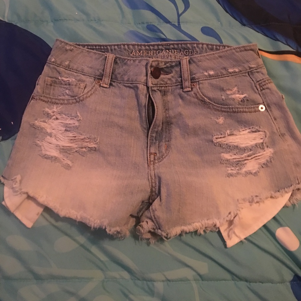 American eagle destroyed shorts