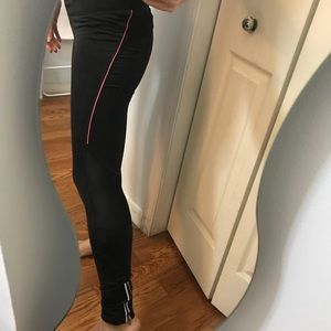 H&M Sport long pants with zippers and back pocket