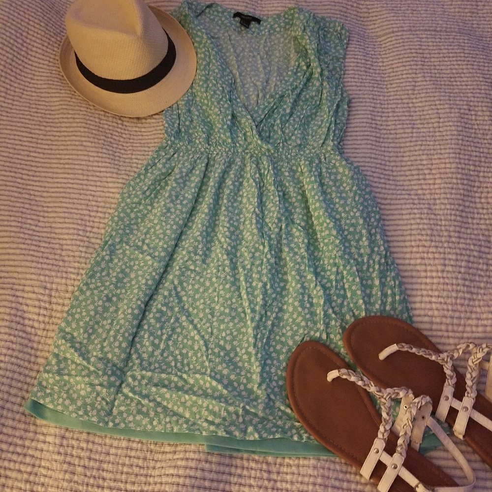 Forever 21 Green Flower Dress