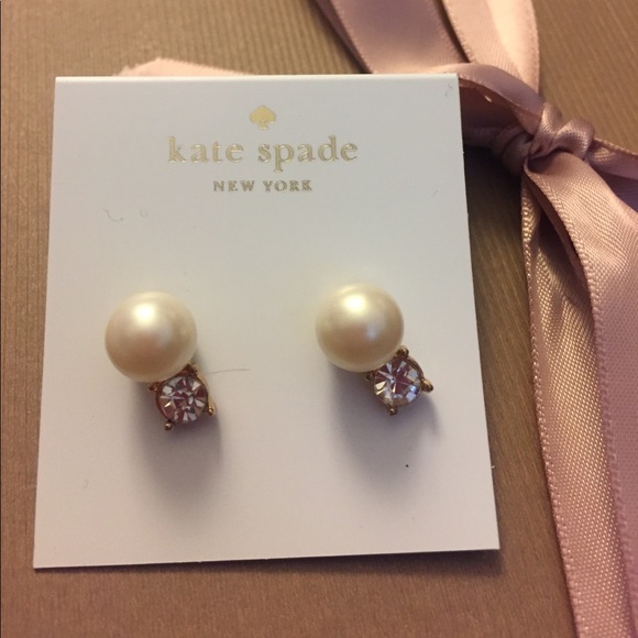 Kate Spade pearls of wisdon imitation pearl stud - Picture 3 of 8