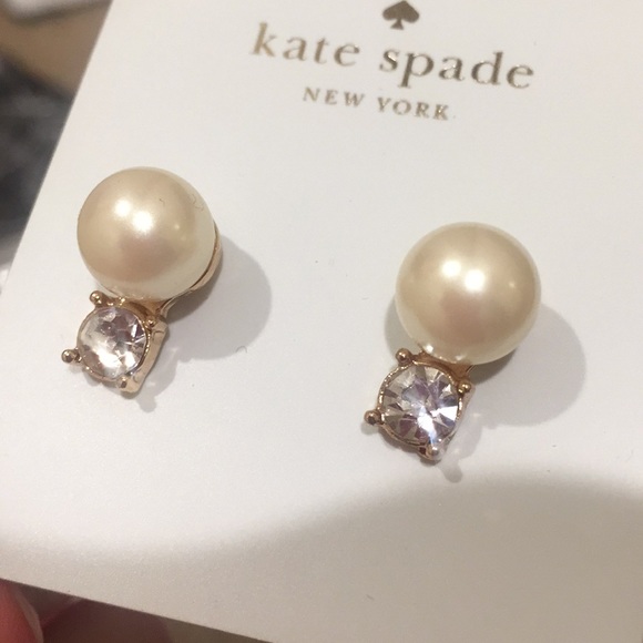 Kate Spade pearls of wisdon imitation pearl stud - Picture 5 of 8