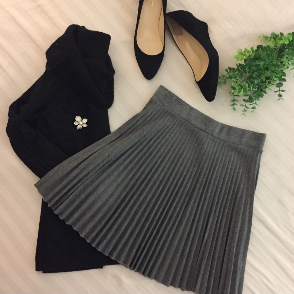 ModCloth Pleated Skirt