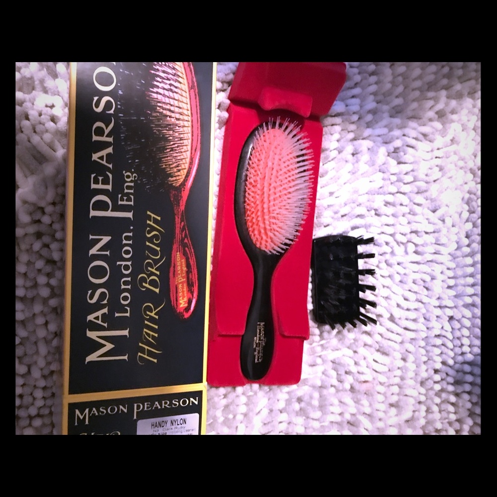 Mason Pearson brush, handy!!