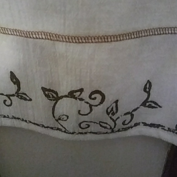 Skirt - Picture 3 of 3