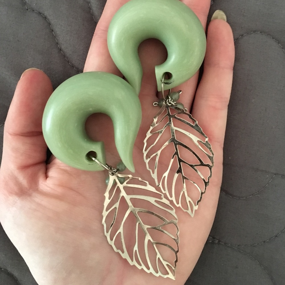 Mint green plugs w/ silver leaves