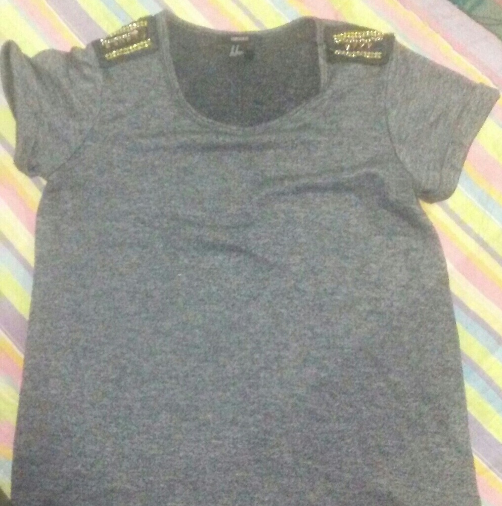 Forever 21 studded shoulder tee