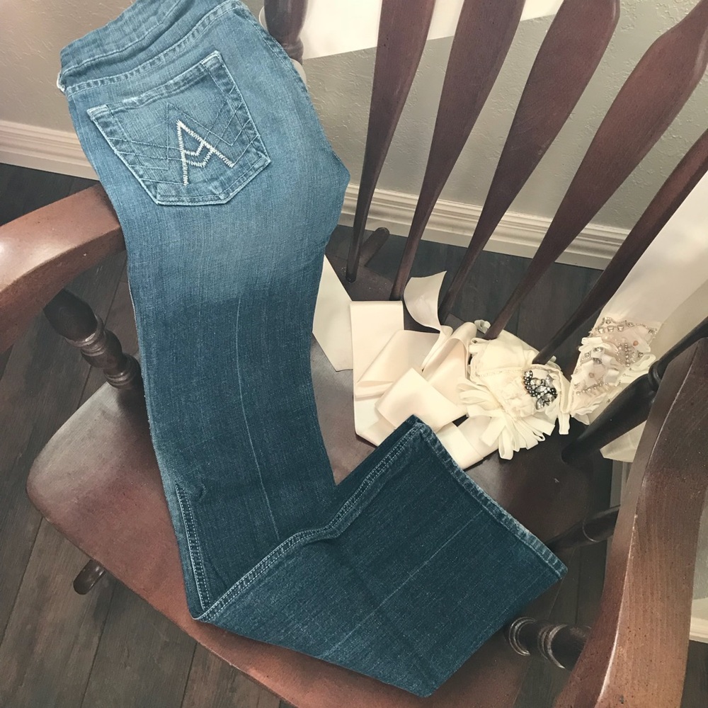 “A” pocket authentic 7 For All Mankind bootcut.