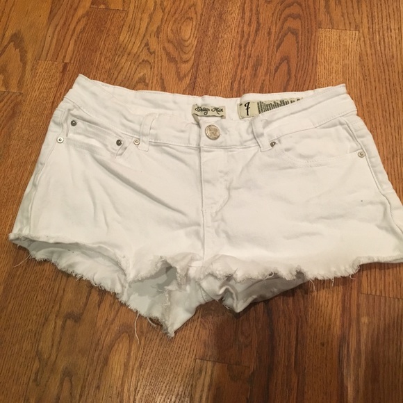 Indigo rein white jean shorts - Picture 1 of 5