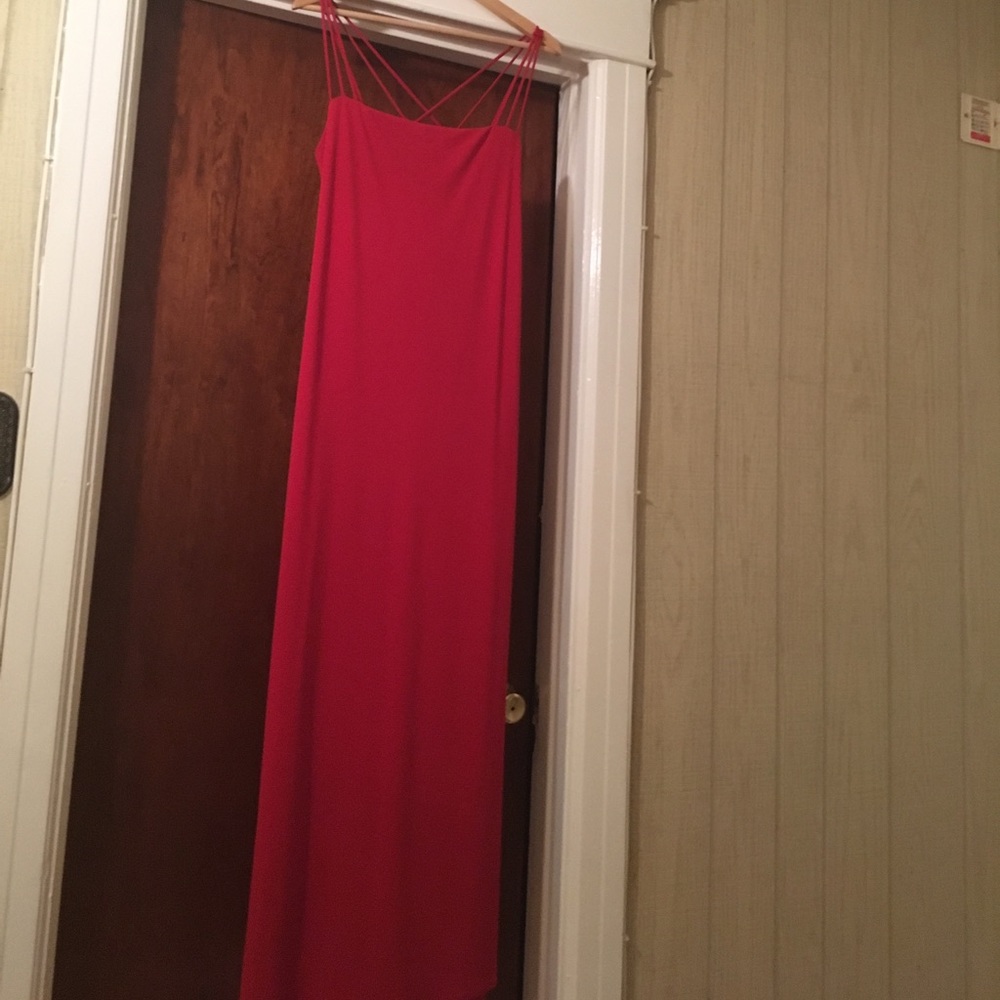 Red long laundry dress