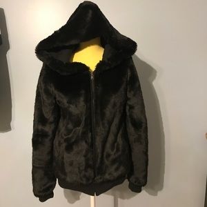 NWOT VS Pink limited edition coat