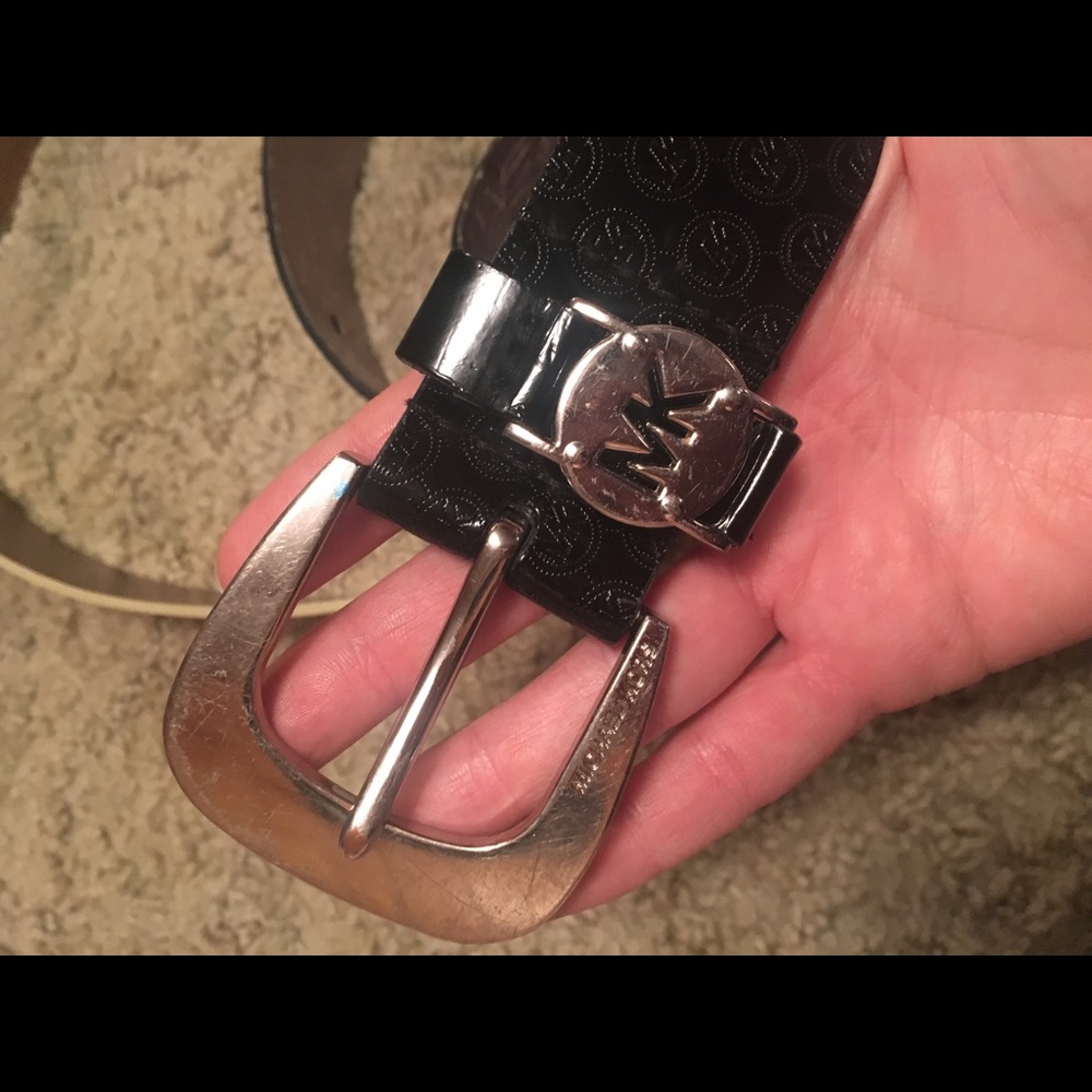 Michael kors black and silver belt size small/med