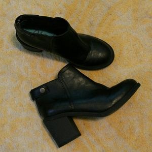 Black Blowfish Boots