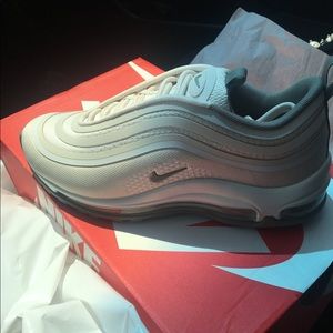 NIKE AIR MAX ULTRA NIKE AIR MAX ULTRA