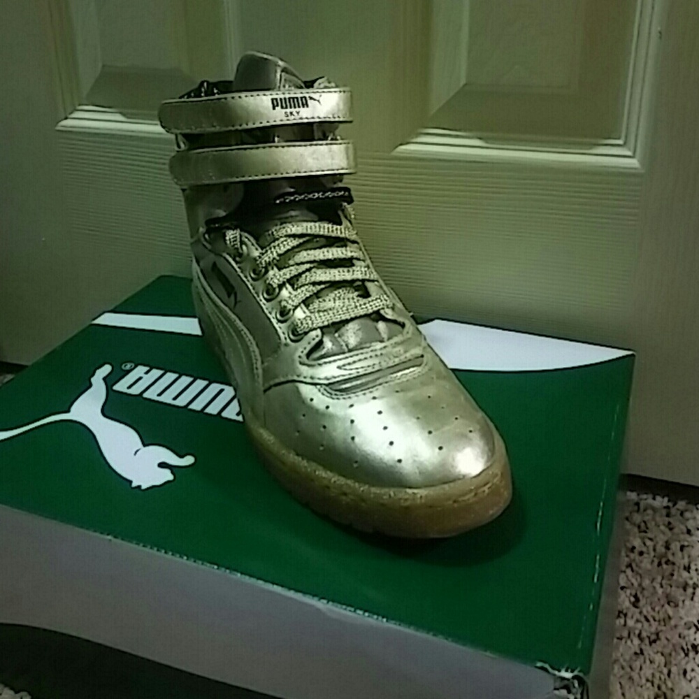 Men's Puma Sky II Hi Gold Metallic Sneaker