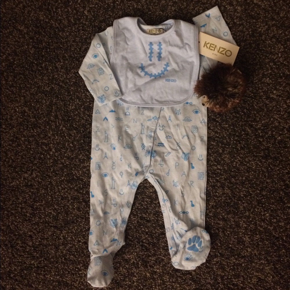 BNWT Kenzo Kids Infant Outfit with Bib