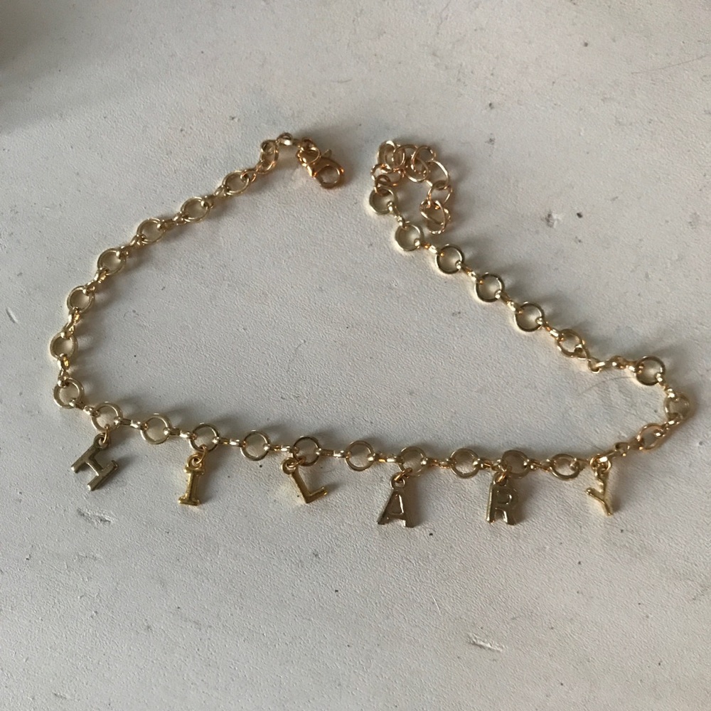 HILARY chain choker