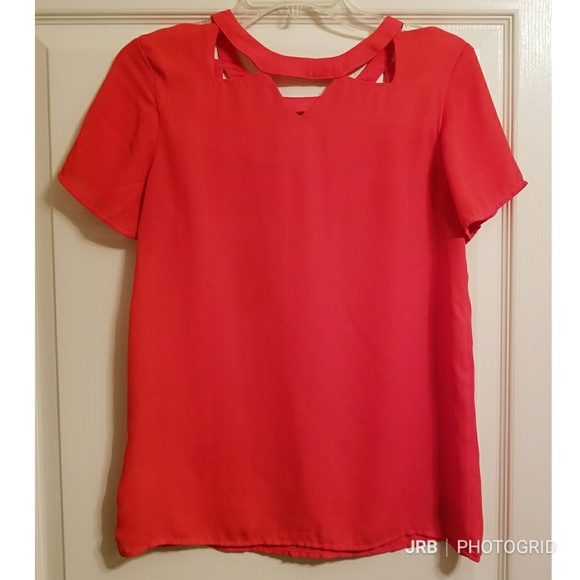 🚫SOLD🚫Anthro Red cut out blouse - Picture 4 of 5