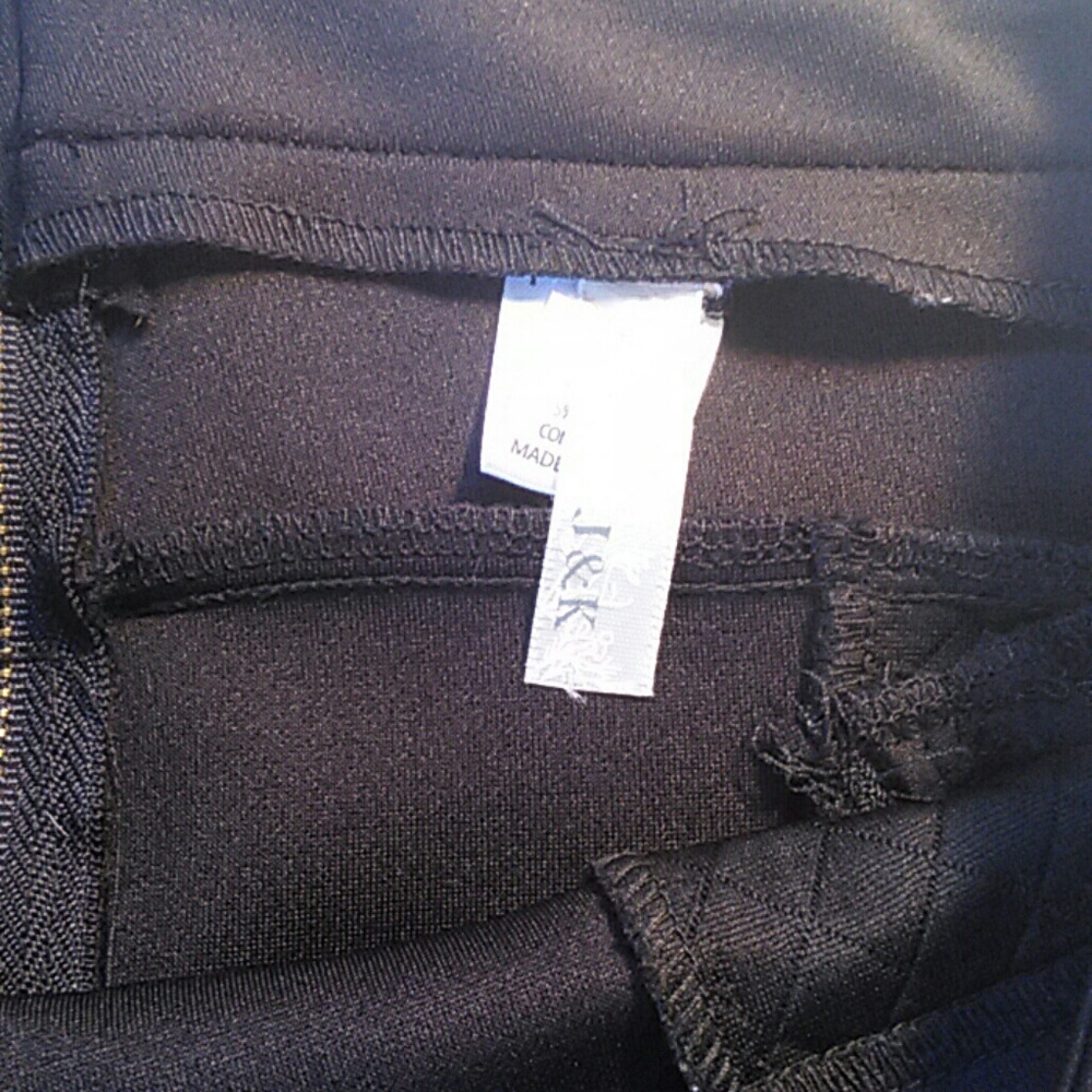 QUILT PATTERN ZIP SHORTS - Picture 4 of 4