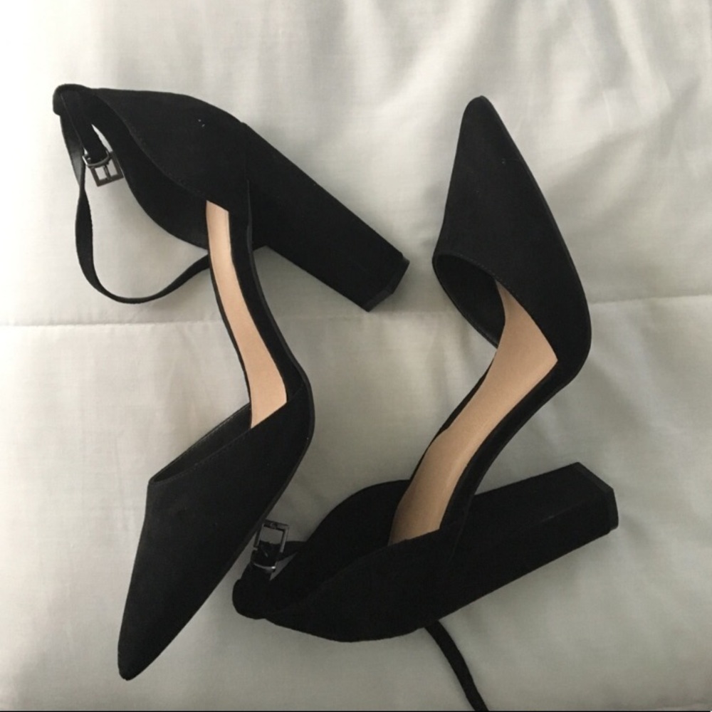 Block heels black