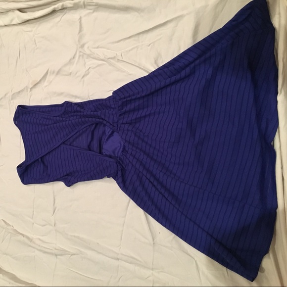 Ocean drive small blue and black stripped dress - Picture 2 of 5
