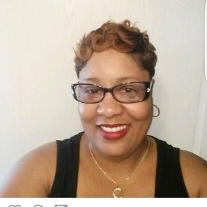 Meet your Posher, Latanya