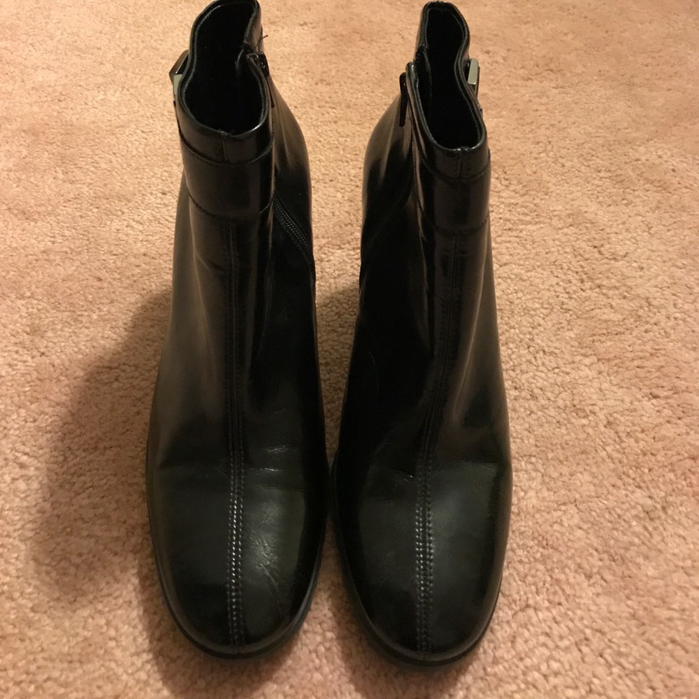 Booties! -- Euc - image 1