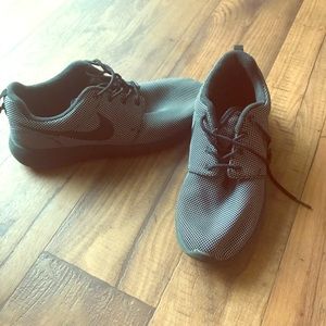Nike Roshe Runs Nike Roshe Runs
