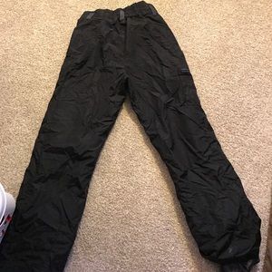 Black ski pants