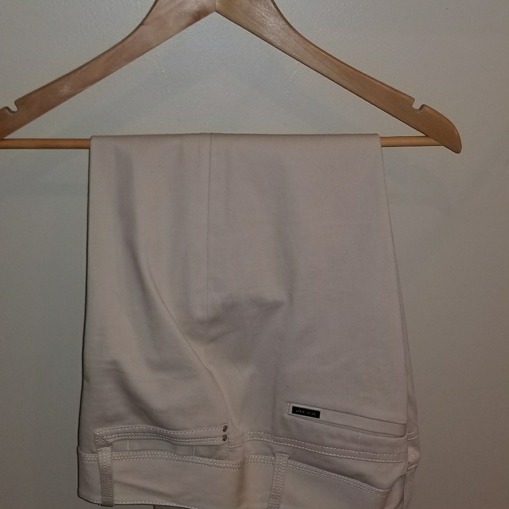 Capris - Picture 2 of 2