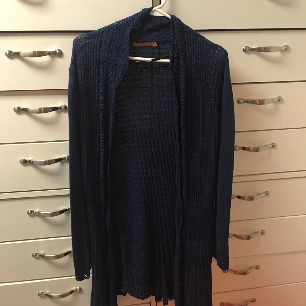 Cute lightweight cardi!