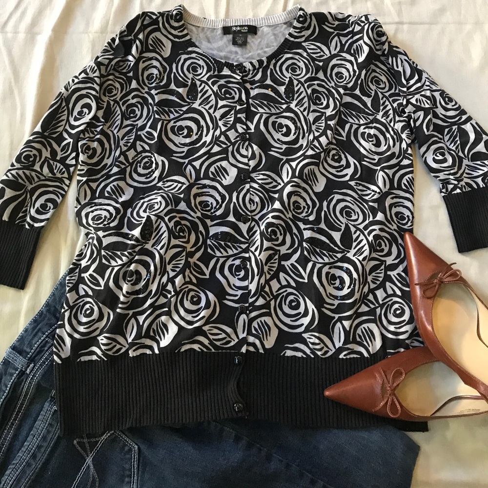 Sweater/ top   Button front