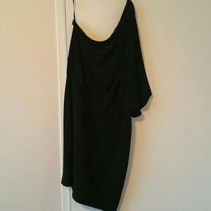 1X Jessica Simpson one shoulder black mini dress