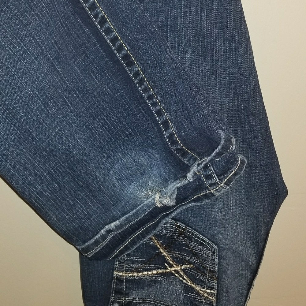 Jeans - Picture 2 of 3