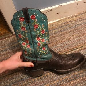 Floral detailed Cowgirl boots