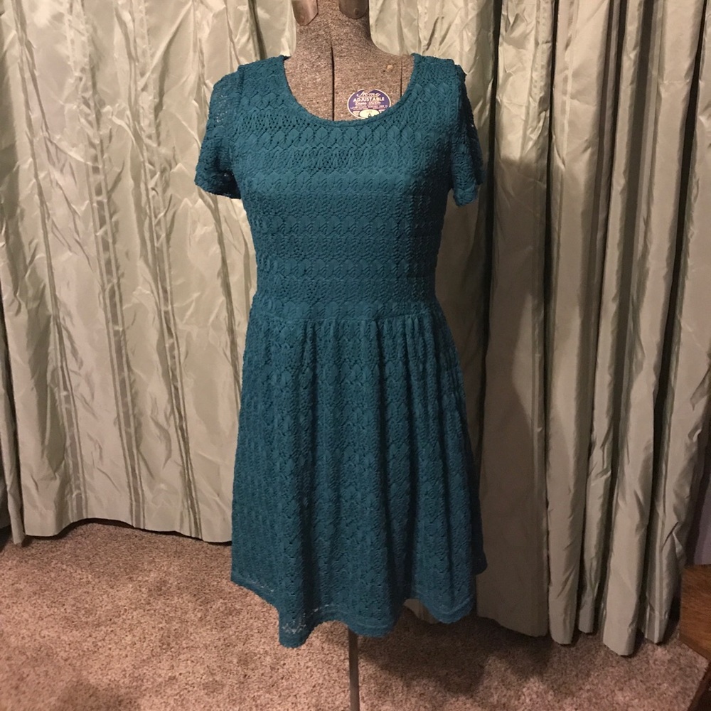 Emerald green soft lace dress
