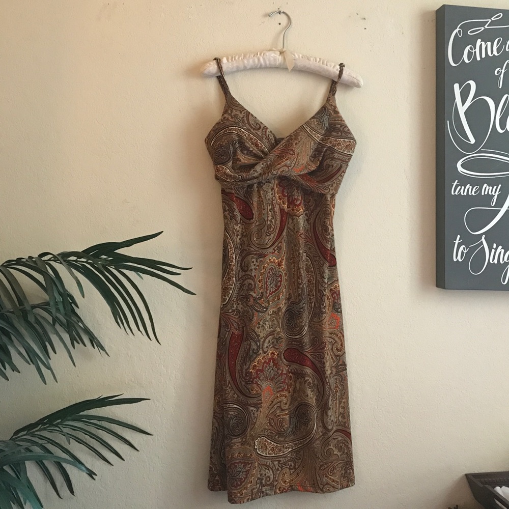 Spaghetti strap, paisley dress. Fall colors