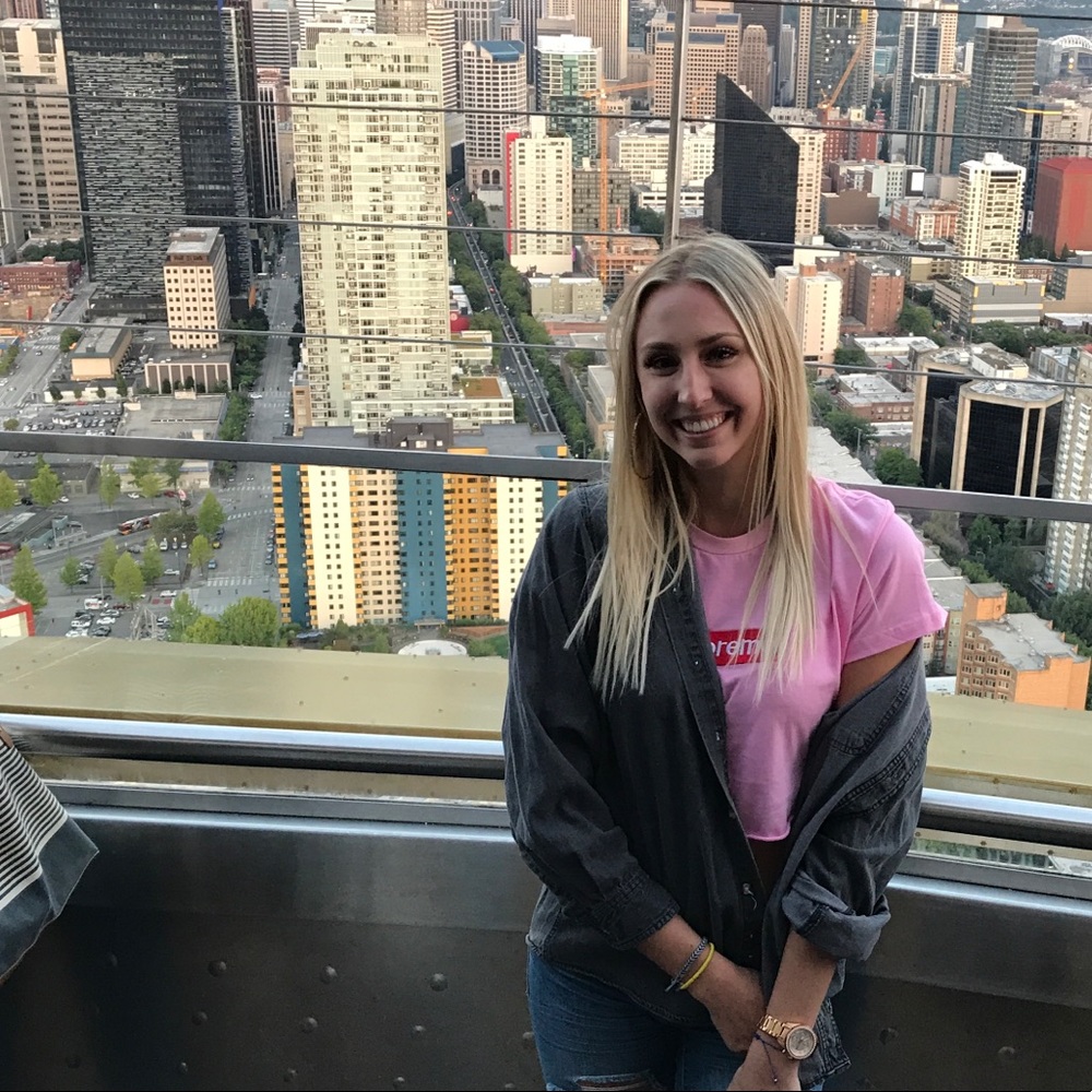 Meet your Posher, Carly